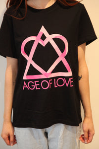 Age Of Love MEL CLUBS Womens Tee